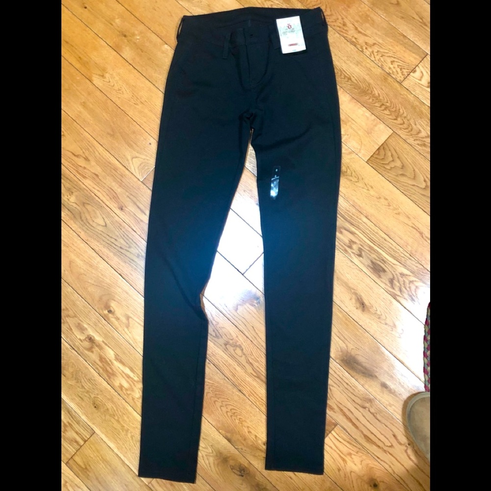 Women’s stretchy pants